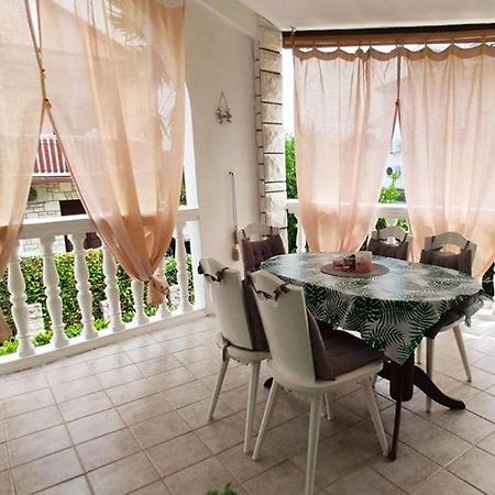Apartment Angelina 70M From The Beach, Free Parking Novigrad Istria 외부 사진