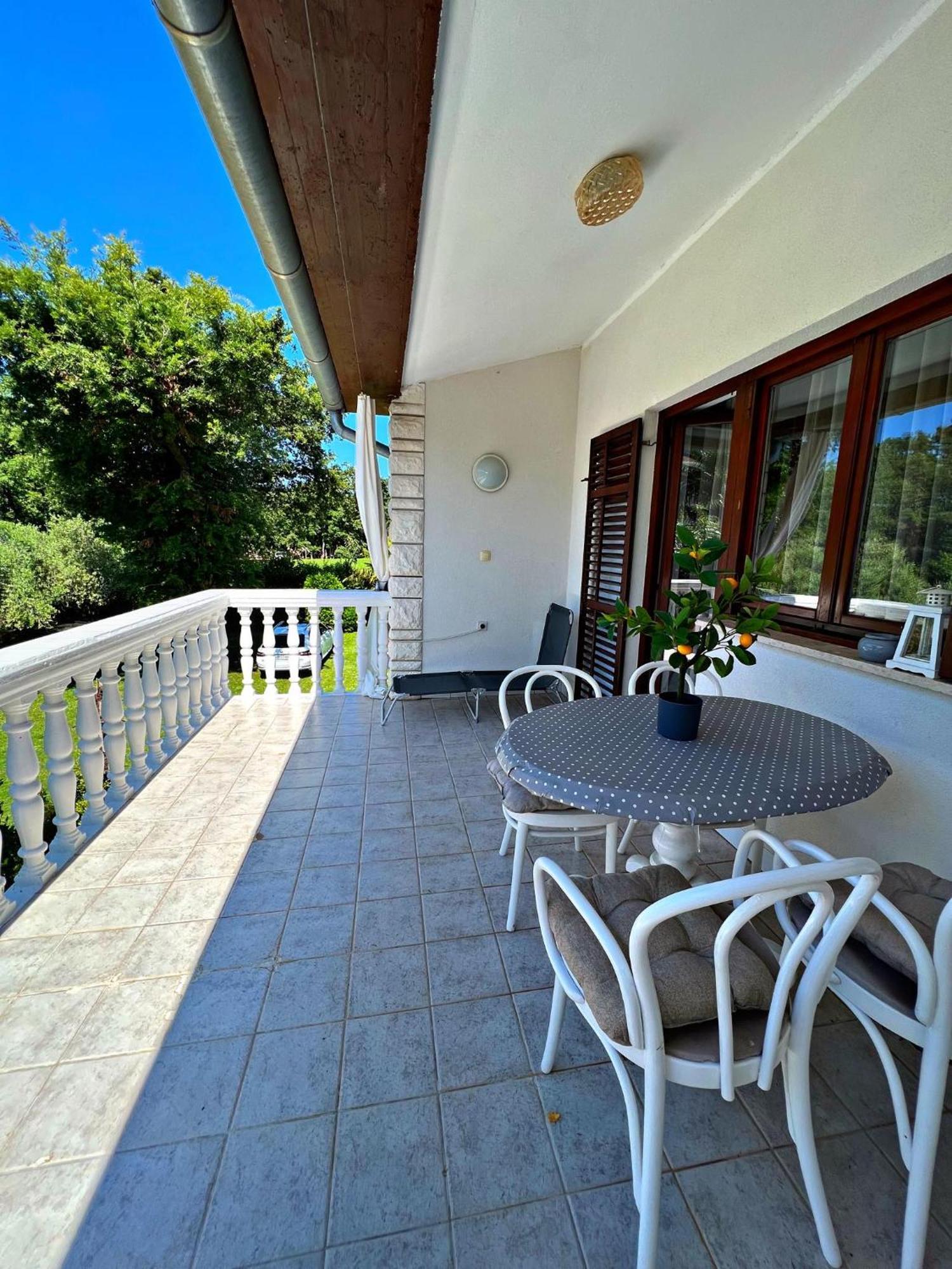 Apartment Angelina 70M From The Beach, Free Parking Novigrad Istria 외부 사진